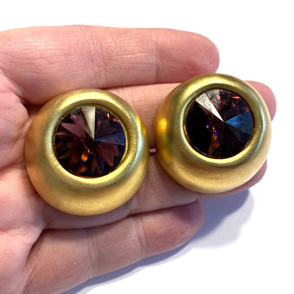 Chunky Y2K Clip On Earrings Brushed Goldtone & Huge Purple Rhinestones Mod Round - Picture 4 of 7